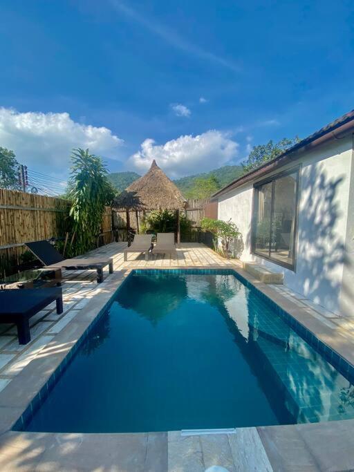 Bamboo Villa Ko Tao Exterior foto
