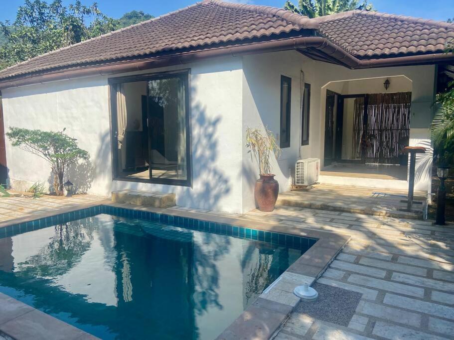 Bamboo Villa Ko Tao Exterior foto
